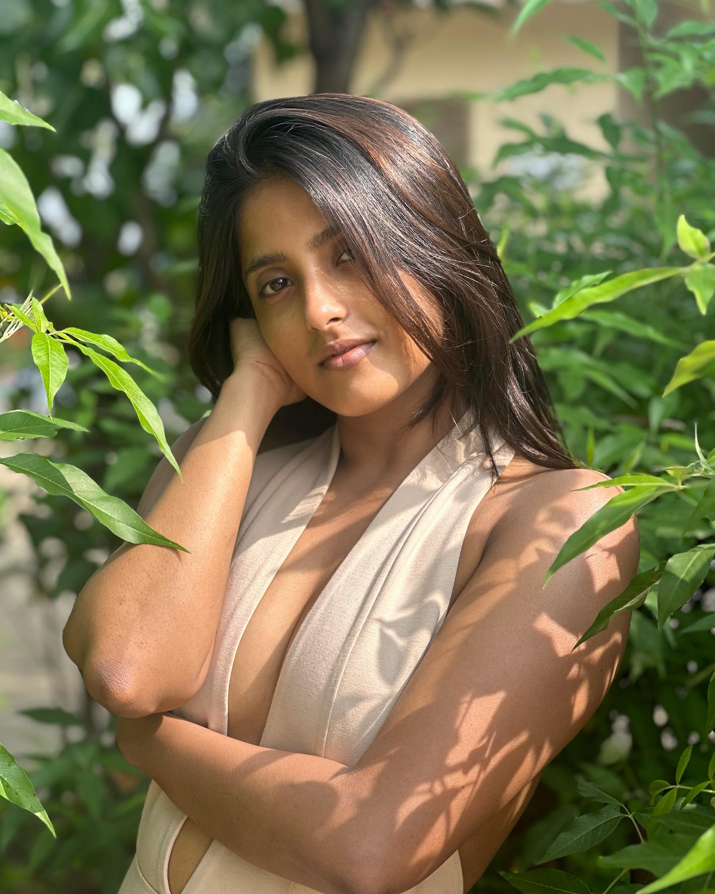 Ulka Gupta in traditional blue saree
